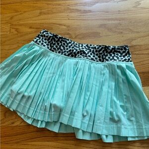 Lululemon pleat to street skirt